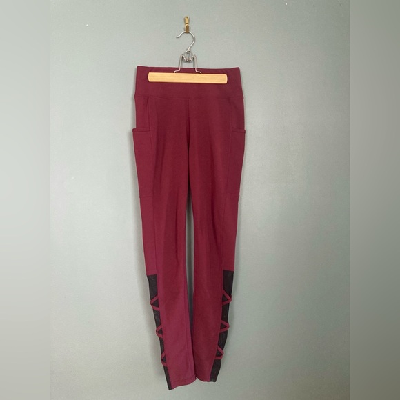 POPFLEX Maroon Crisscross Mesh Leggings Size Small - Picture 1 of 4